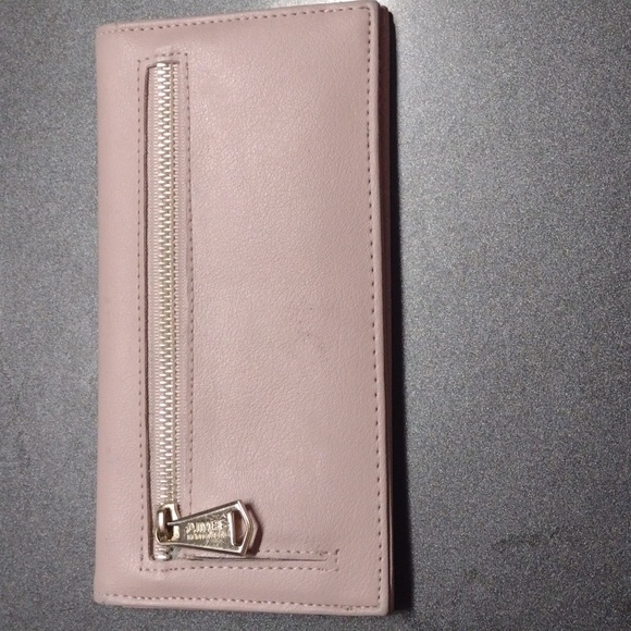 Wallet - Picture 1 of 3